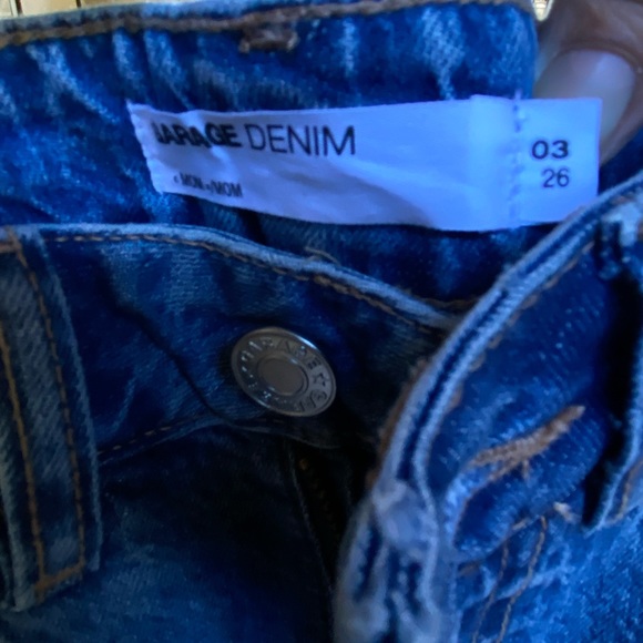 Garage Mom Jeans - Picture 3 of 3